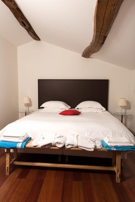 Les Cinq Sens Du Chateau Mayne Lalande Hotell Castelnau-de-Médoc Rum bild