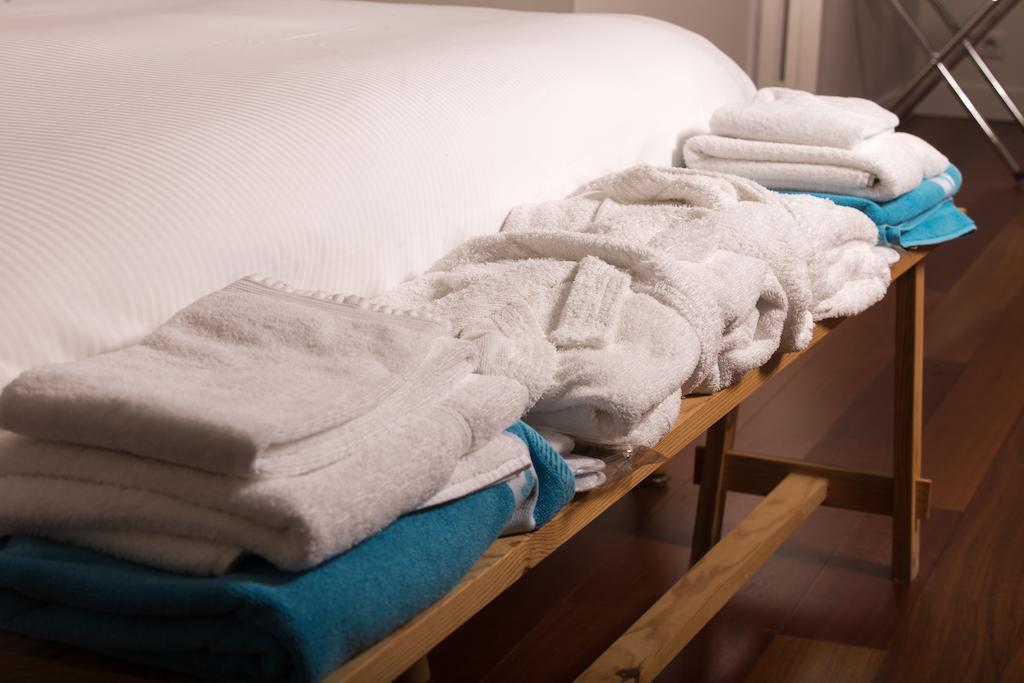 Les Cinq Sens Du Chateau Mayne Lalande Hotell Castelnau-de-Médoc Rum bild