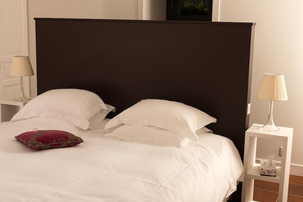 Les Cinq Sens Du Chateau Mayne Lalande Hotell Castelnau-de-Médoc Rum bild