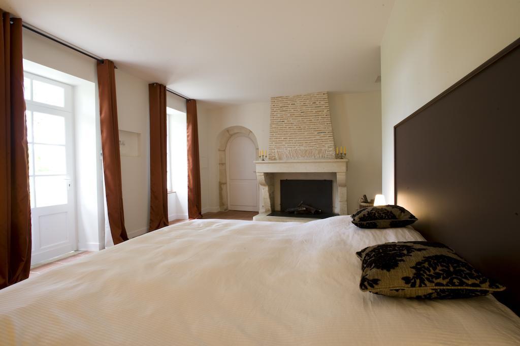 Les Cinq Sens Du Chateau Mayne Lalande Hotell Castelnau-de-Médoc Rum bild